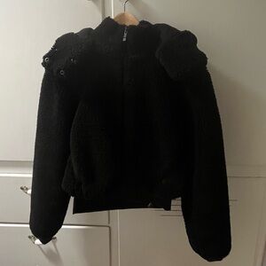 Alo Yoga Foxy Sherpa Jacket